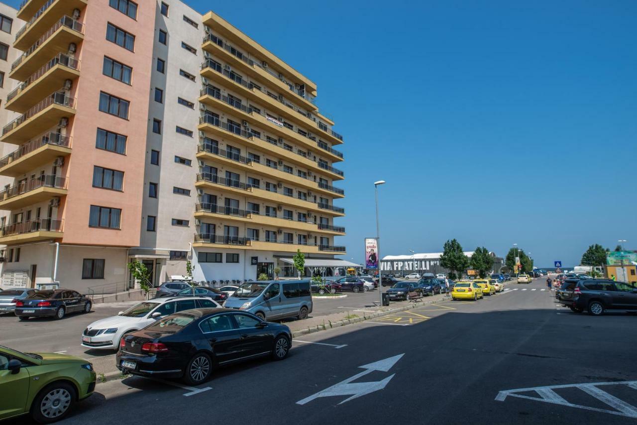 Summerland Happy Blue Apartments Mamaia Exterior foto